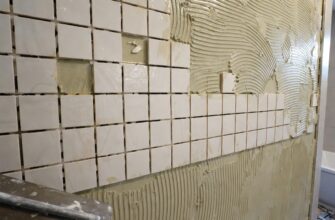 Укладка плитки на стены в ванной комнате: как сделать ровно, надолго и без лишних переделок